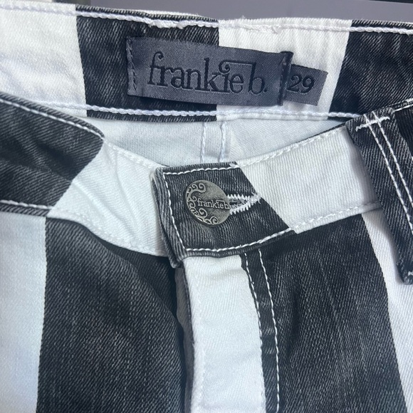 Black and white striped jeans Frankie B Boutique - Picture 2 of 4